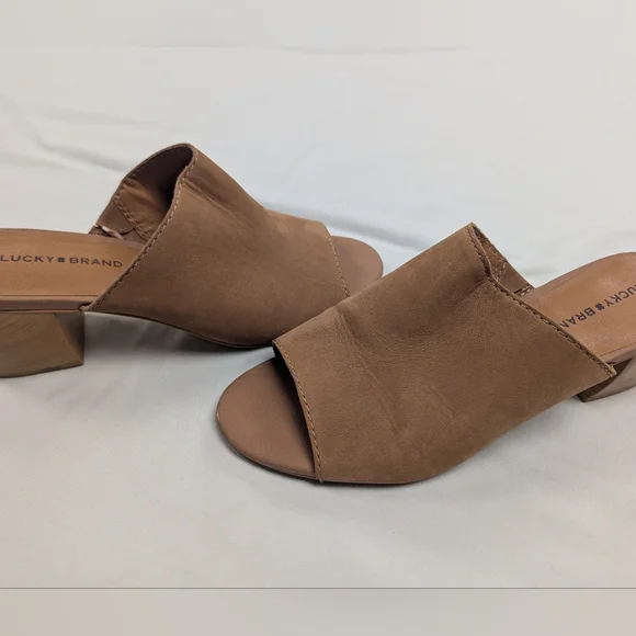Lucky Brand Leather Mules With Wood Grain Heels - Picture 8 of 13